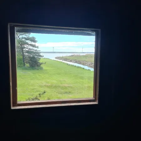 Elimaa-lepiku Hobesalu