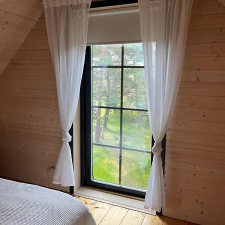 Elimaa-lepiku * Hobesalu